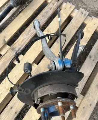 Dodge Challenger Rear wheel hub spindle/knuckle 
