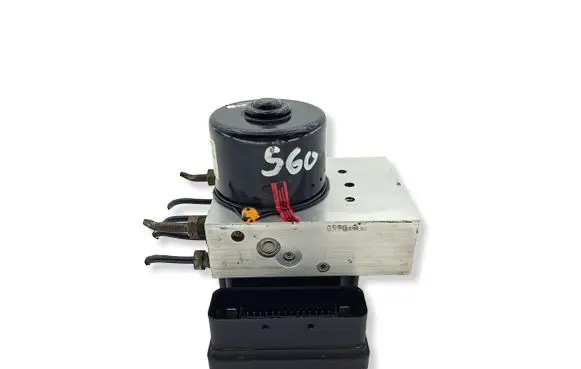 Volvo XC90 ABS Pump 8671224 P08671223 5WK84002