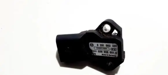 Audi A4 S4 B8 8K Air pressure sensor 0281002401 038906051c