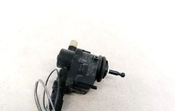 Headlight level adjustment motor