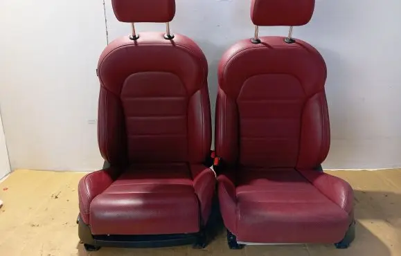 KIA Stinger Seat set 