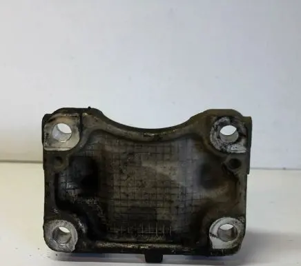 Honda CR-V Gearbox mounting bracket 90SWY