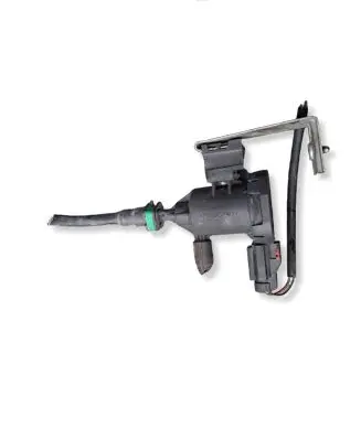 Mercedes-Benz B W246 W242 Valve vacuum A0014760532
