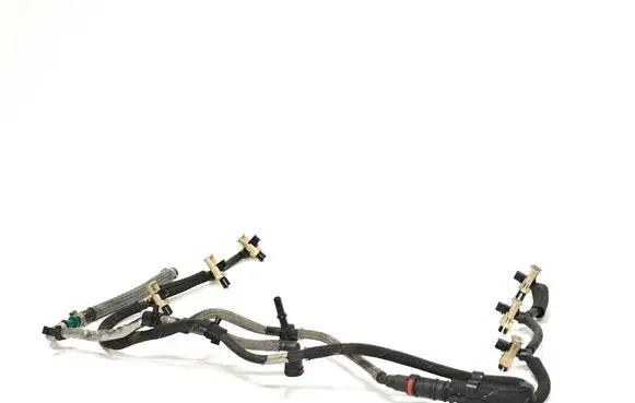 Jaguar XF X250 Fuel return line/hose 9X2Q9K022BE 0445130039