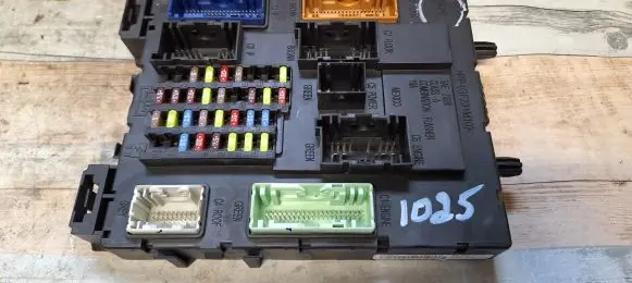 Ford Focus Fuse module F1DT14A073CF 599512F03
