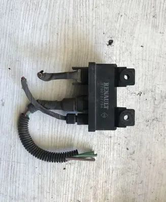 Mitsubishi Carisma Glow plug pre-heat relay 7700107794