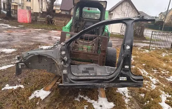 Front quarter panel