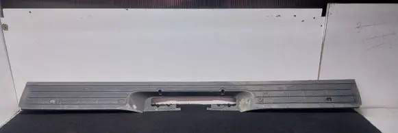 Mercedes-Benz Vito Viano W639 Rear sill trim cover P0099422