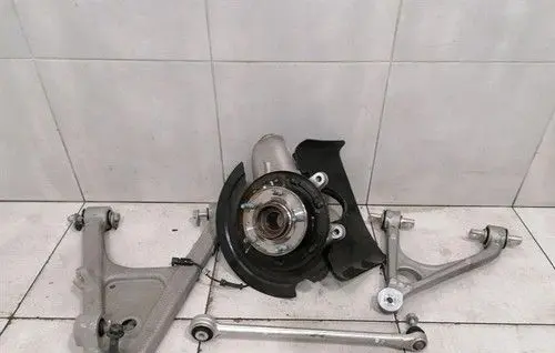 Chevrolet Corvette C7 Rear wheel hub 84506881
