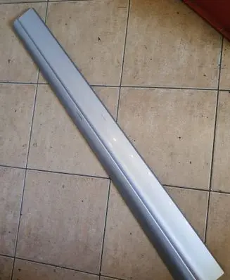 Audi Q5 SQ5 8R Front door trim (molding) 8R0853959B