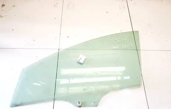 Mazda CX-7 Front door window glass four-door as2