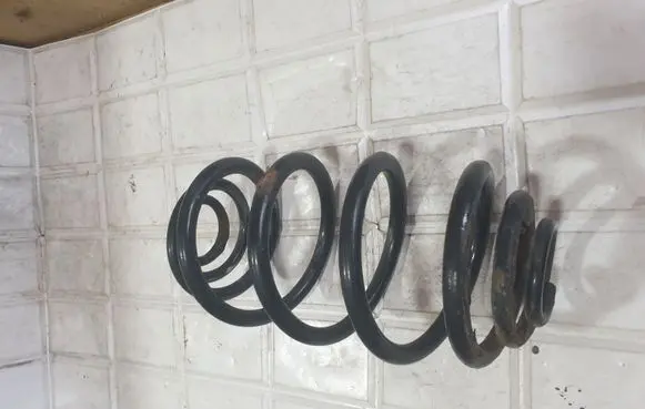 Opel Zafira B Rear coil spring