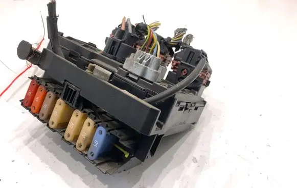 Peugeot 407 BSM Control unit 9656086080