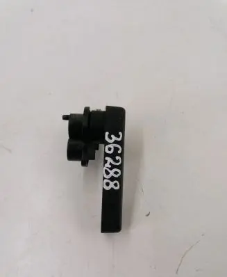 Hyundai i20 (PB PBT) Engine bonnet (hood) release handle