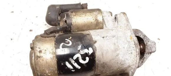 Hyundai Lantra II Starter motor MC23100 3211