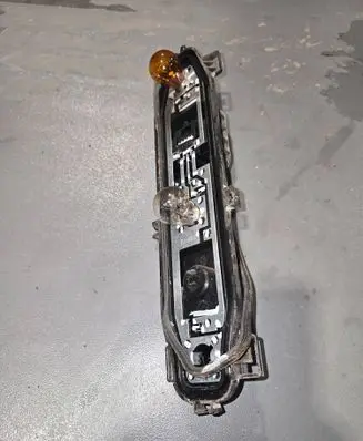 Renault Kangoo II Tail light bulb cover holder 69072580