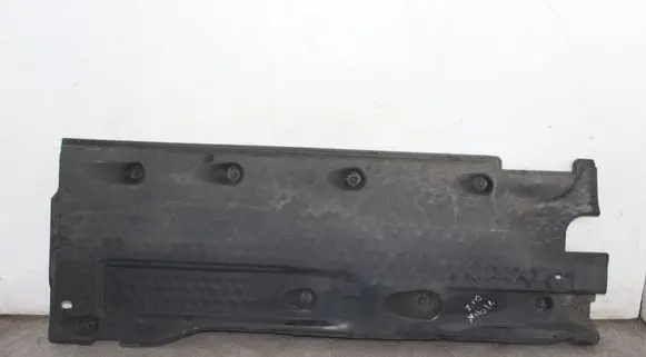 Volkswagen Tiguan Center/middle under tray cover 5N0825202