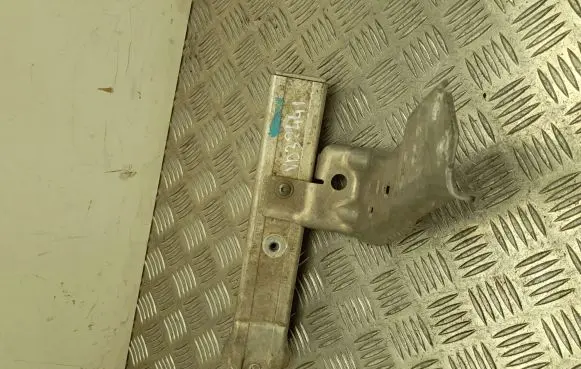 BMW X2 F39 Engine mounting bracket 7302521