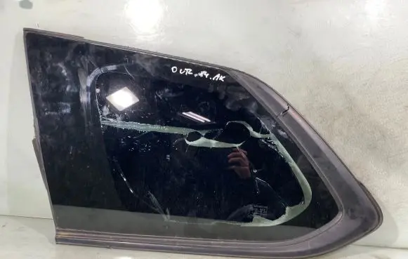Mitsubishi Outlander Rear side window 43r00122