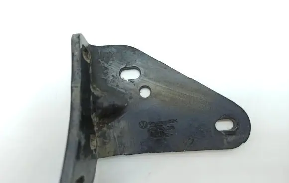 Volkswagen Transporter - Caravelle T6 Sliding door lower roller guide/hinge 7H0843398