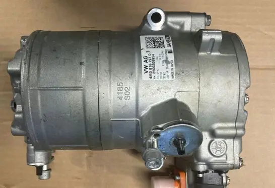 Audi Q7 4M Air conditioning (A/C) compressor (pump) 4m0816797d Audi4M0816797D