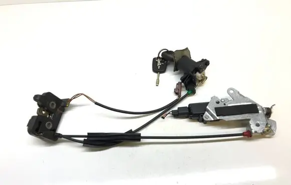 Ford Fiesta Coupe door lock (next to the handle) 2S6T432A98AE 2S61A43102BD K4330