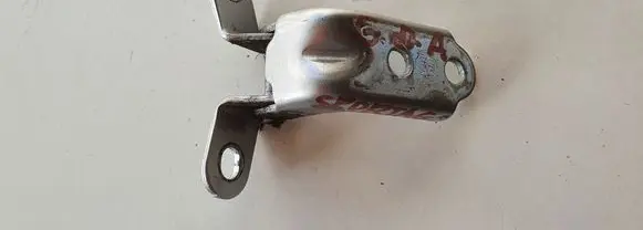 KIA Sportage Rear door lower hinge