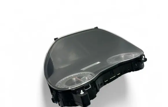 Mercedes-Benz A W176 Speedometer (instrument cluster) A1769008100 0263700060