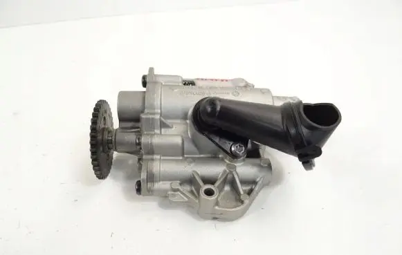 Volkswagen Golf VIII Oil pump 04E115109S