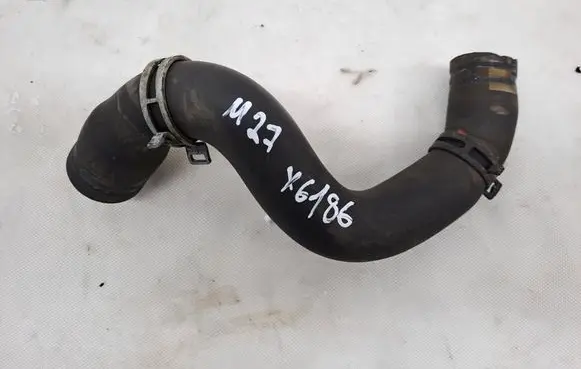 Engine coolant pipe/hose
