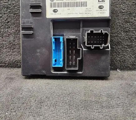 Audi A6 S6 C6 4F Comfort/convenience module 4F0907289J 4F0910289J 5DK00876226