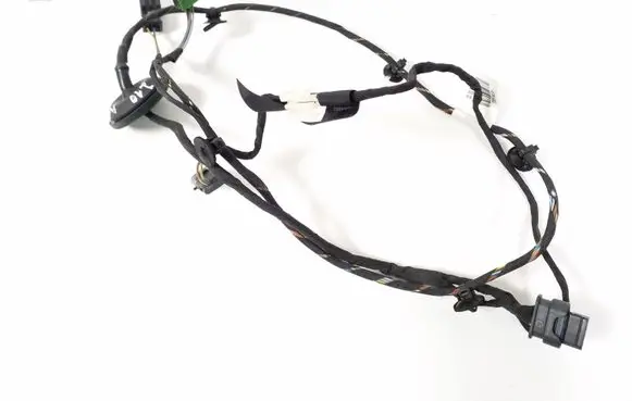 Mercedes-Benz E C207 W207 Front door wiring loom A2075400033