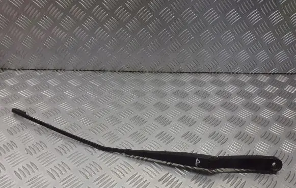 Seat Ibiza III (6L) Front wiper blade arm 6L1955410