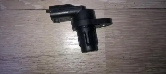 Ford Focus Camshaft position sensor 0232103052