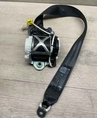 Volkswagen PASSAT B7 Front seatbelt 34032207B