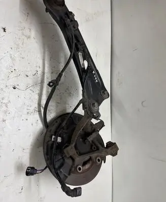 Hyundai i30 Rear wheel hub spindle/knuckle 55270G4AA0