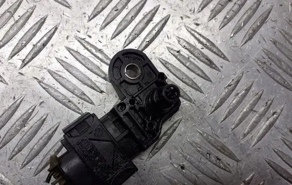 Opel Insignia A Air pressure sensor 55568175