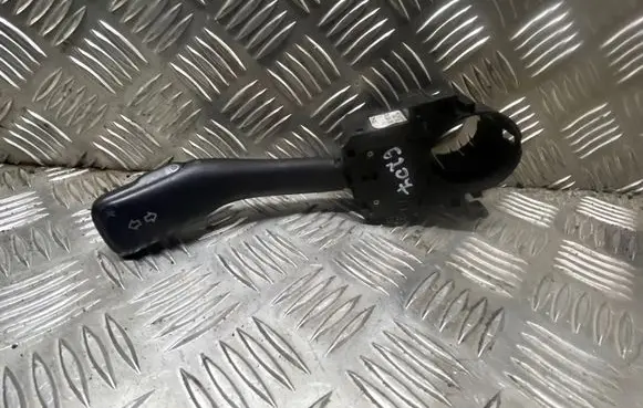 Audi A3 S3 8L Indicator stalk 8L0953513