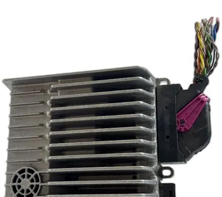Audi A4 S4 B8 8K Sound amplifier A1179008800 M004 A1729012100