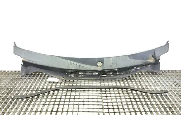 Wiper trim