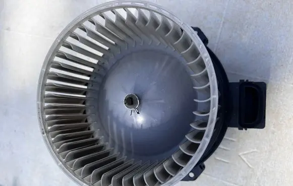 Subaru Forester SK Heater fan/blower 872700