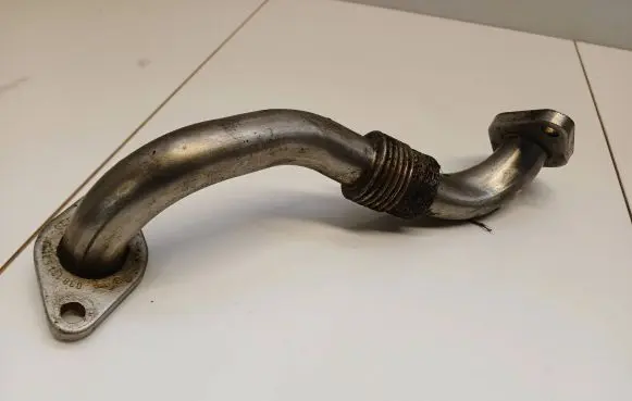 Audi A3 S3 8L EGR valve line/pipe/hose 08131521j