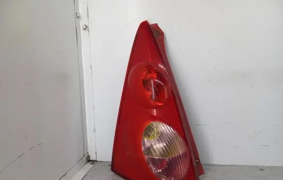 Peugeot 107 Rear/tail lights 815600H040