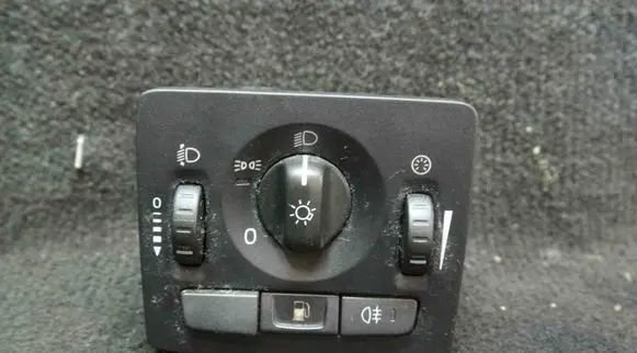 Volvo V50 Light switch 30739298