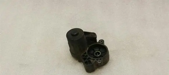 Volkswagen Golf VII Hand brake/parking brake motor 5Q0615405BC