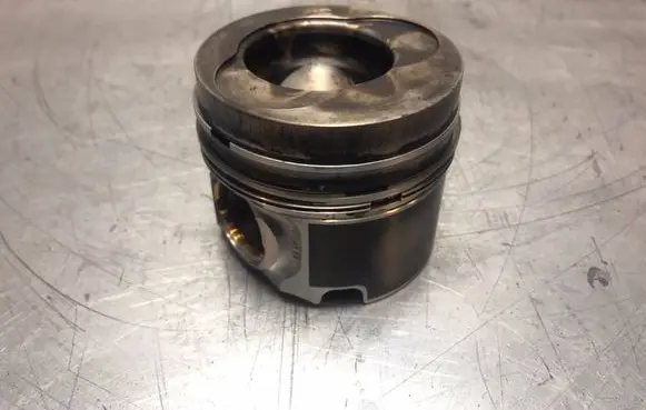 Volkswagen Crafter Piston 076107065 BJL