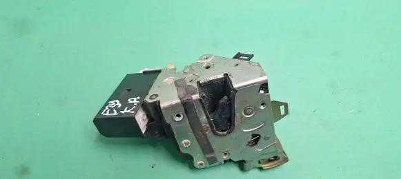 Front door lock