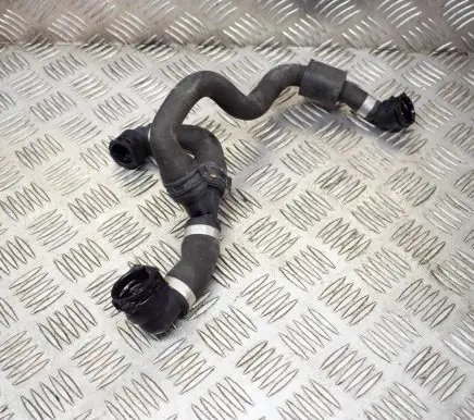 Mercedes-Benz GLC X253 C253 Engine coolant pipe/hose A2135016982