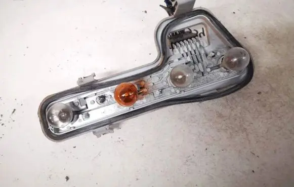 Opel Zafira A Tail light bulb cover holder gm5248