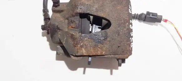Volkswagen Golf V Front brake caliper